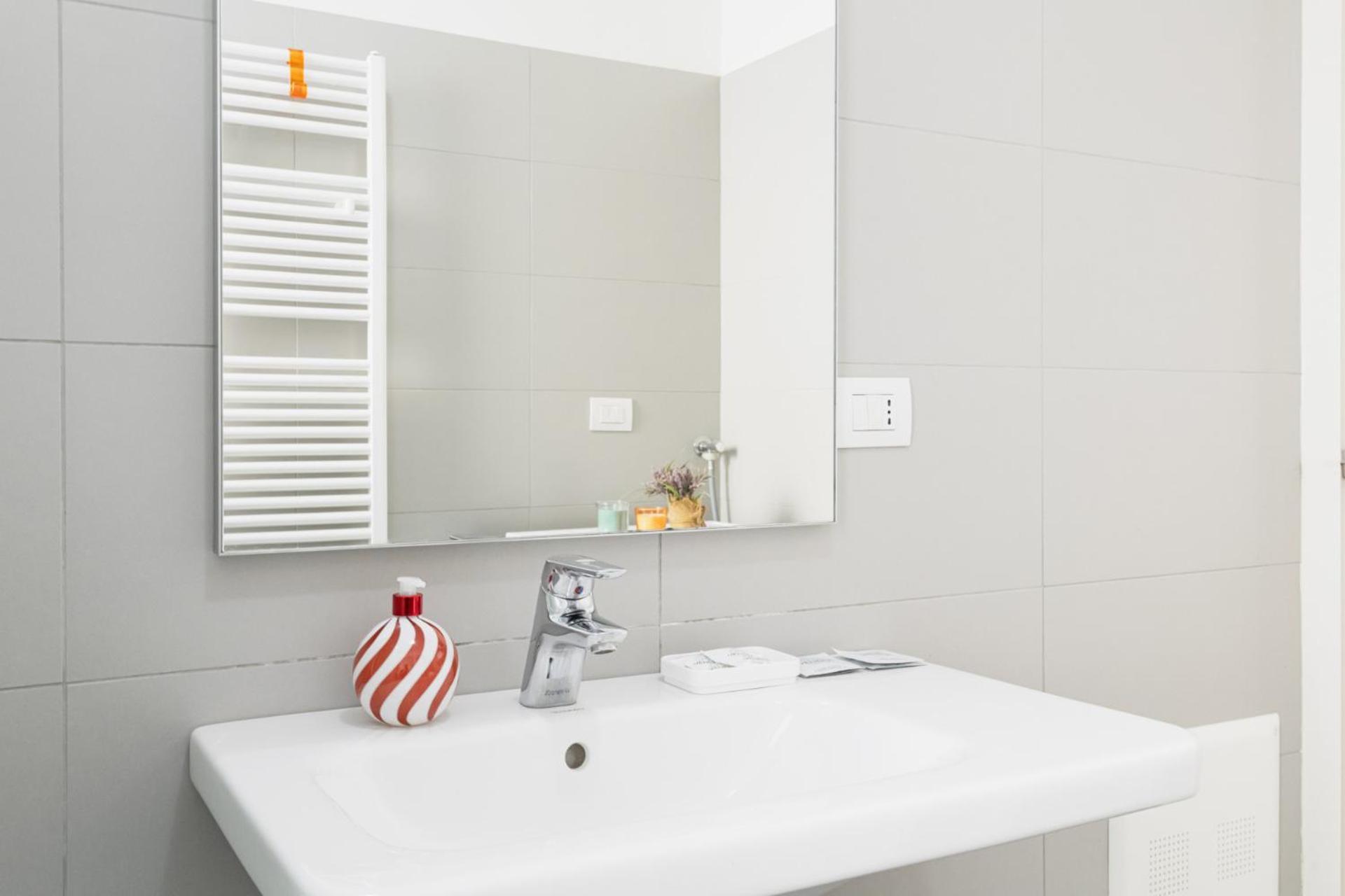 Easylife - Stile E Comfort Sui Navigli Apartamento Milão Exterior foto